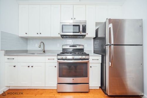 Building Photo - 265 Nostrand Ave