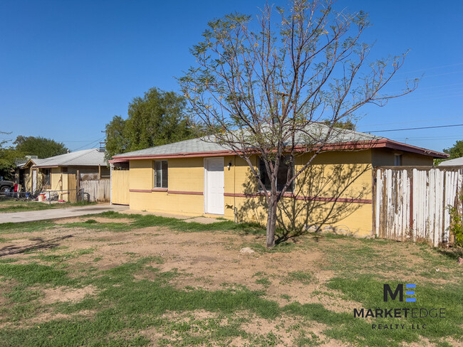 Building Photo - 3 Bed/ 1 Bath at 67th /Indian School! Appl...