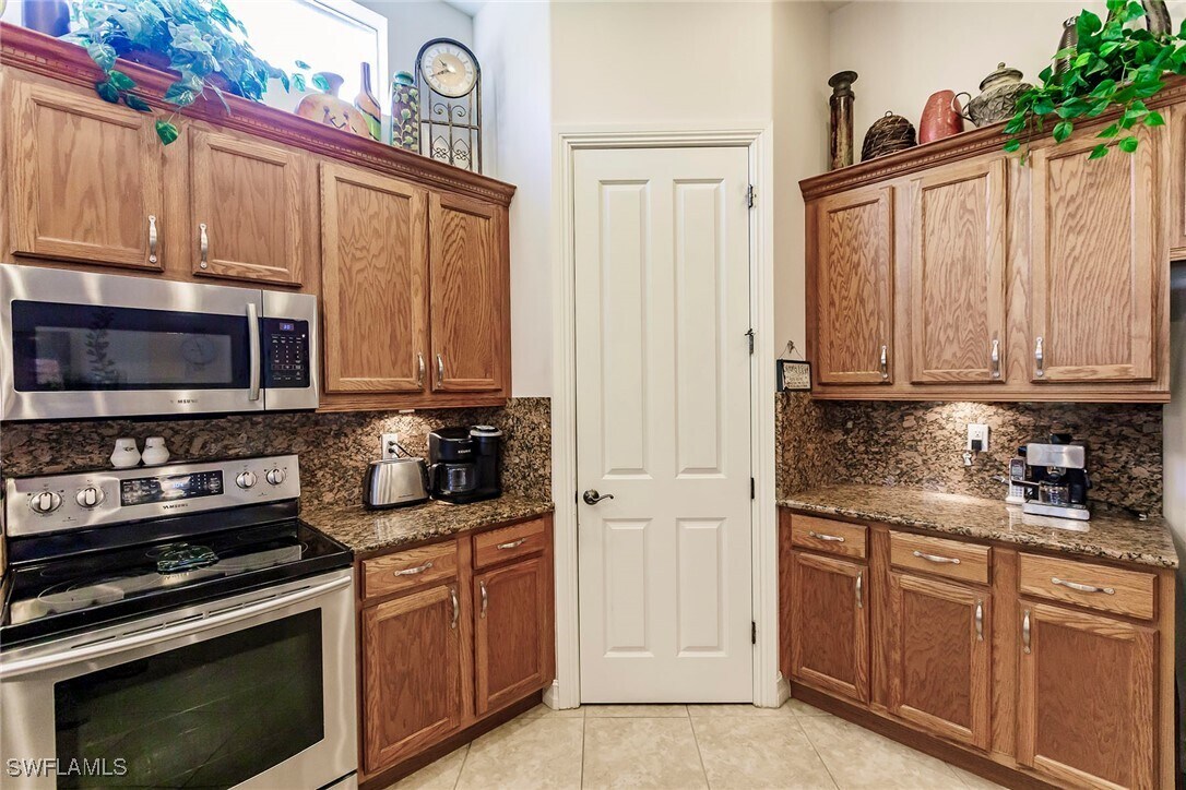 Foto principal - 7684 Cottesmore Dr