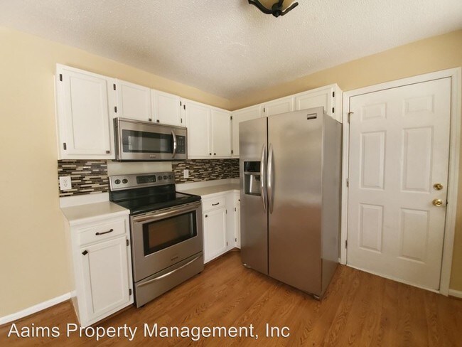 Foto del edificio - 3 br, 2 bath House - 5311 Thackeray Drive