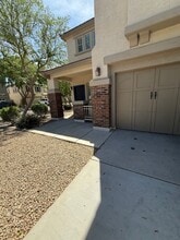 Building Photo - 4171 E Gail Dr