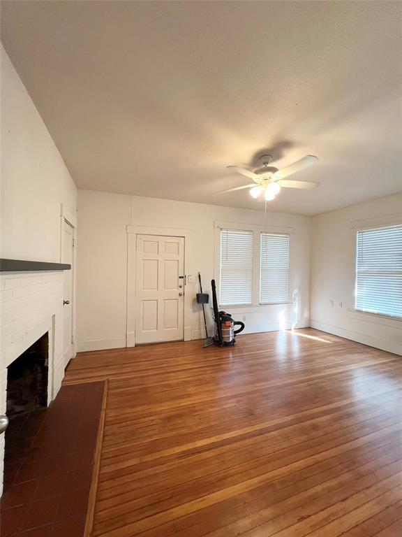 Building Photo - 407 W 35th St