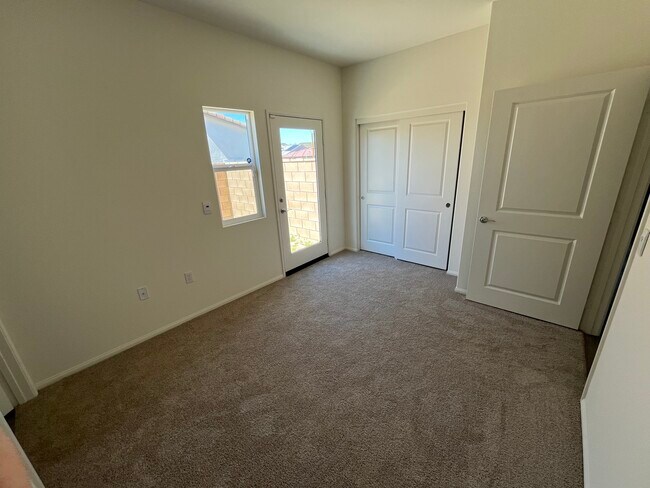 Building Photo - 35221 Sorenstam Dr