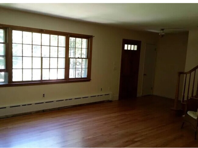 Foto del edificio - 9 Ridgeland Rd