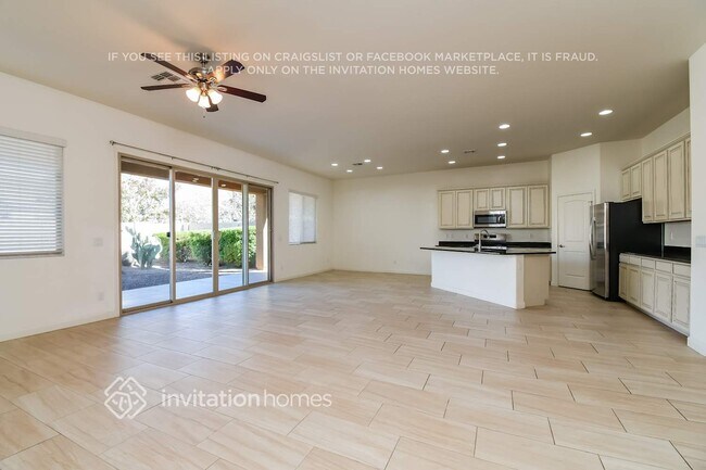 Foto del edificio - 19270 E Thornton Rd