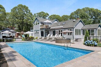 Building Photo - 205 Pine Ave