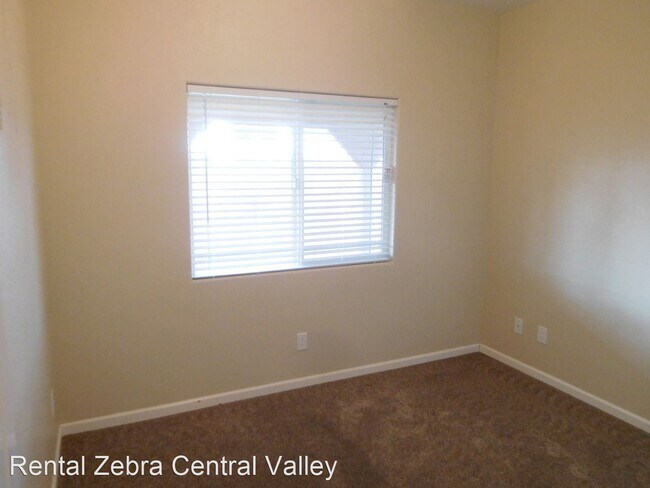 Building Photo - 2 br, 1 bath House - 3081 Pioneer Rd