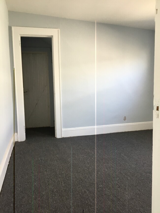 Foto del edificio - 344 Miltonia St