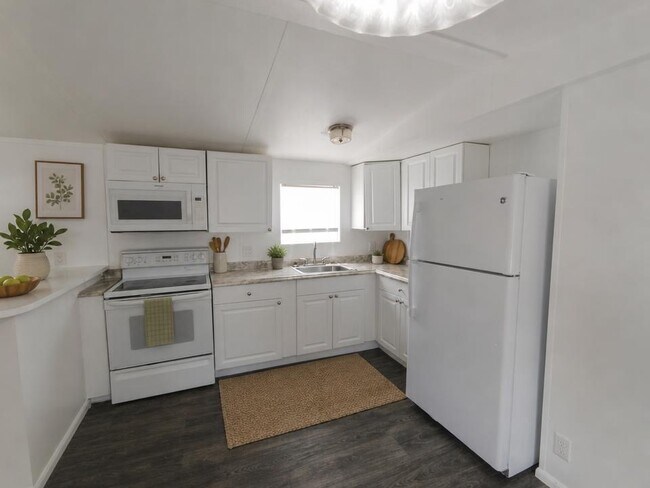 Building Photo - 2702 NW 50th Ave