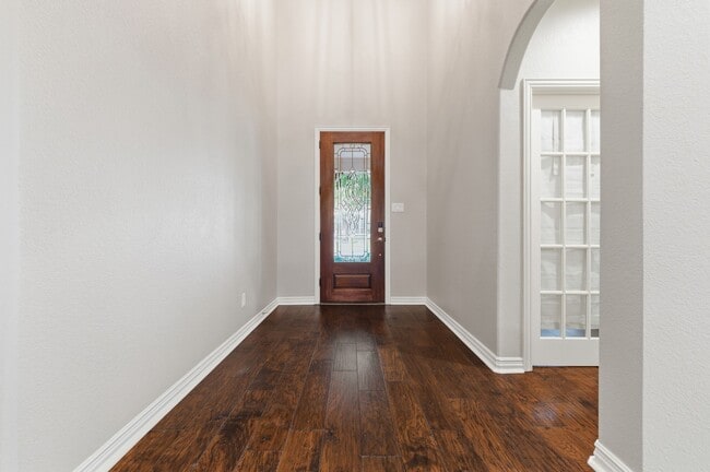 Foto del edificio - 414 Woodpecker Forest Ln