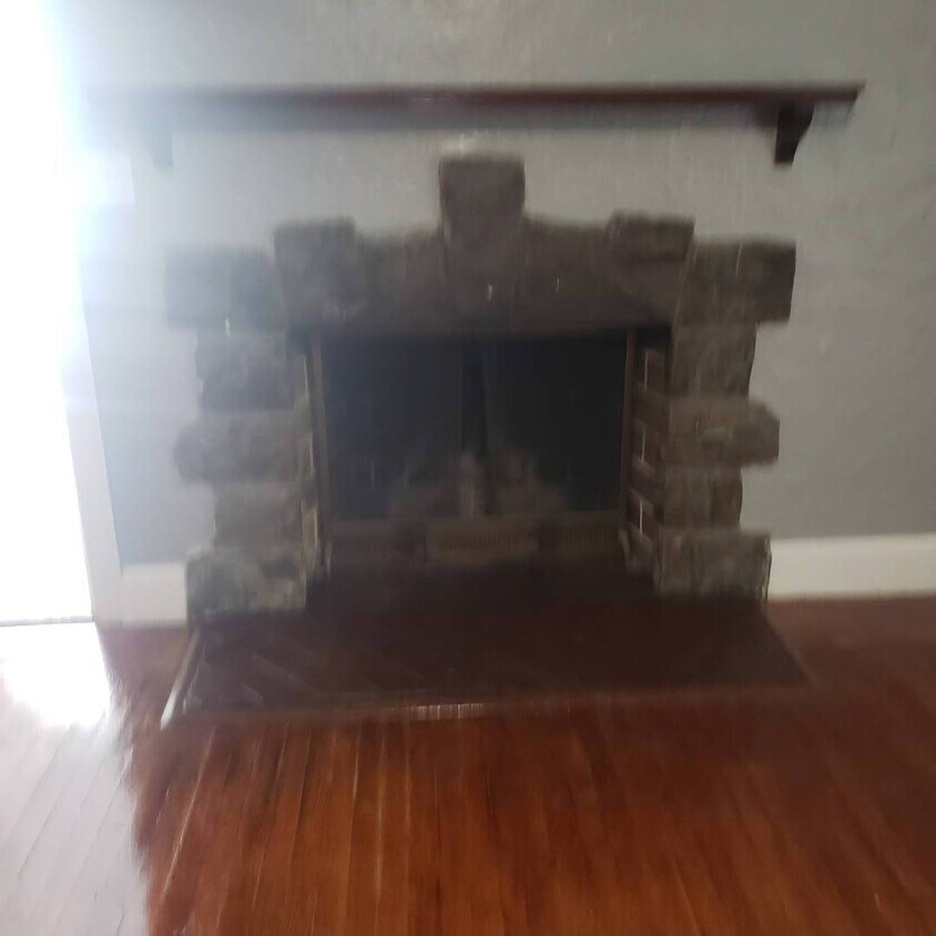 Primary Photo - 2156 Strang Ave