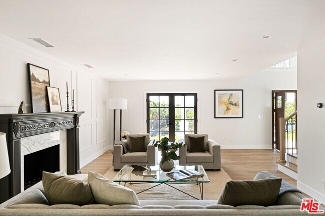 Foto del edificio - 890 Falmouth St