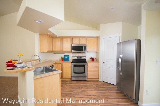 Building Photo - 10109 W Shelborne Dr