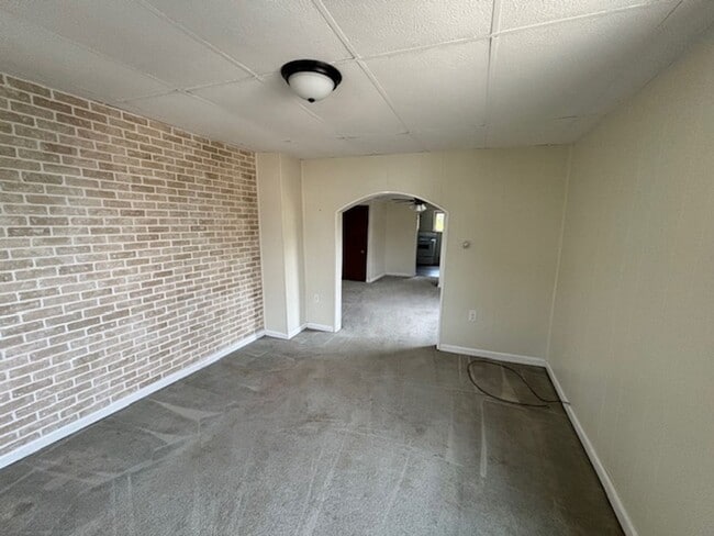Foto del edificio - 1116-1118-1118 Church Ave