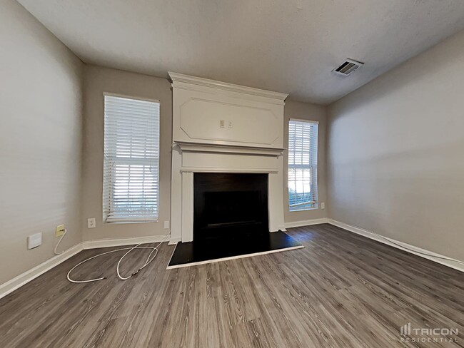 Building Photo - 3747 Oakland Spring Ct