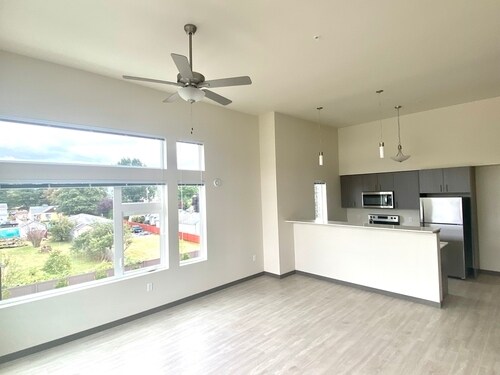 Foto del edificio - 1060 Columbia Ave