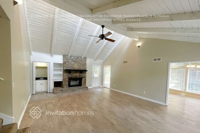 Building Photo - 2648 Spencers Trace NE