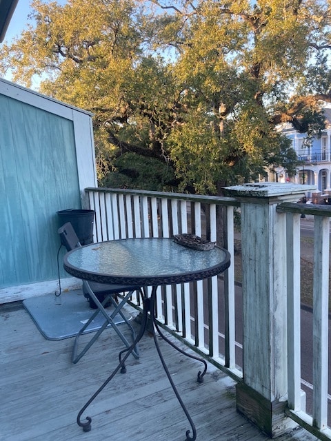 Building Photo - 1900 Esplanade Ave