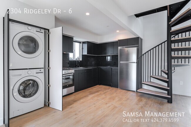 Foto del edificio - 2304 Ridgeley Dr