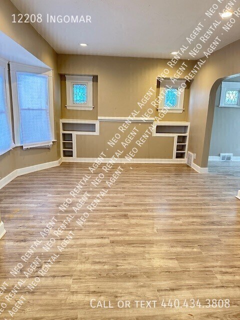 Foto del edificio - 12208 Ingomar-