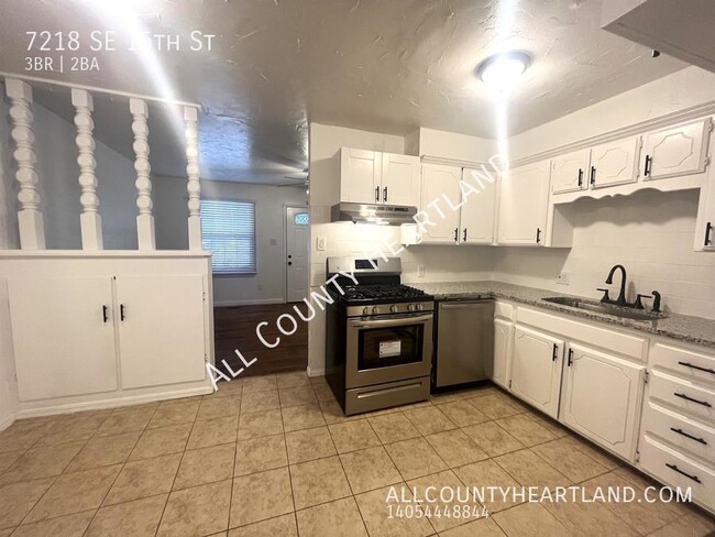 Building Photo - Charming 3/bed 2/bath in Midwest City!