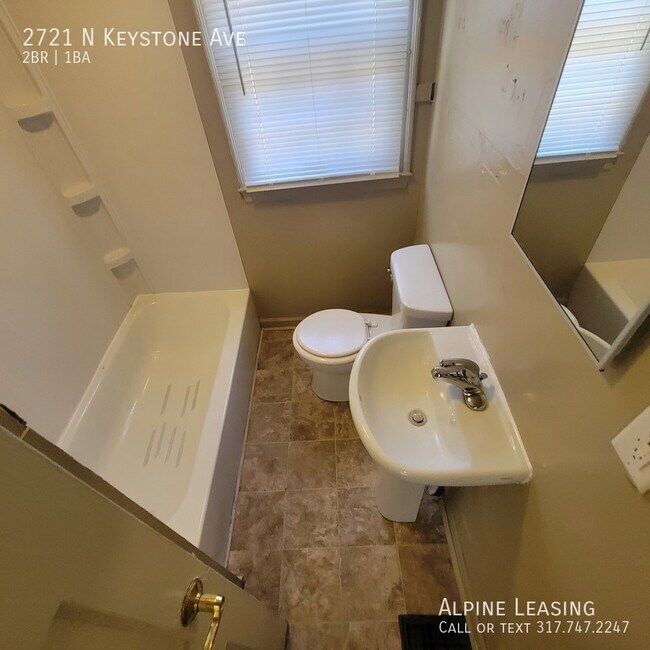 Building Photo - 2721 N Keystone Ave