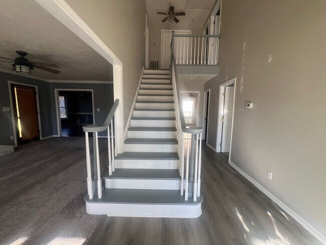 Foto del edificio - 638 Georgetown Cir