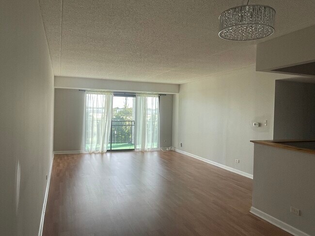 Living room - 375 Plum Creek Dr
