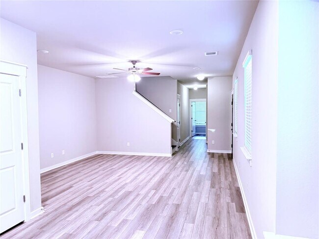 Building Photo - 17101 Crane Fly Dr