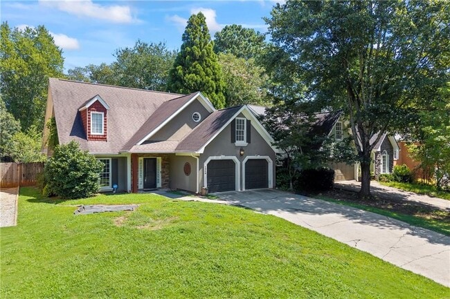 Building Photo - 1249 McLendon Dr