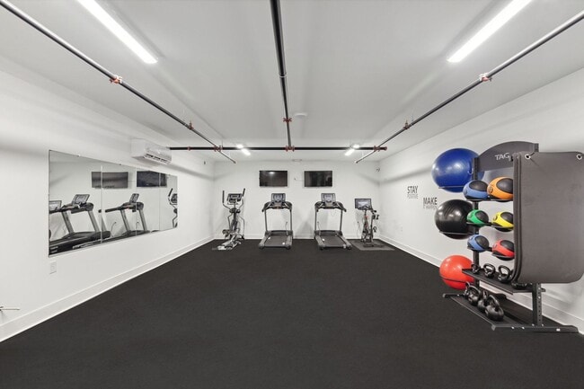 Interior Photo - OLO