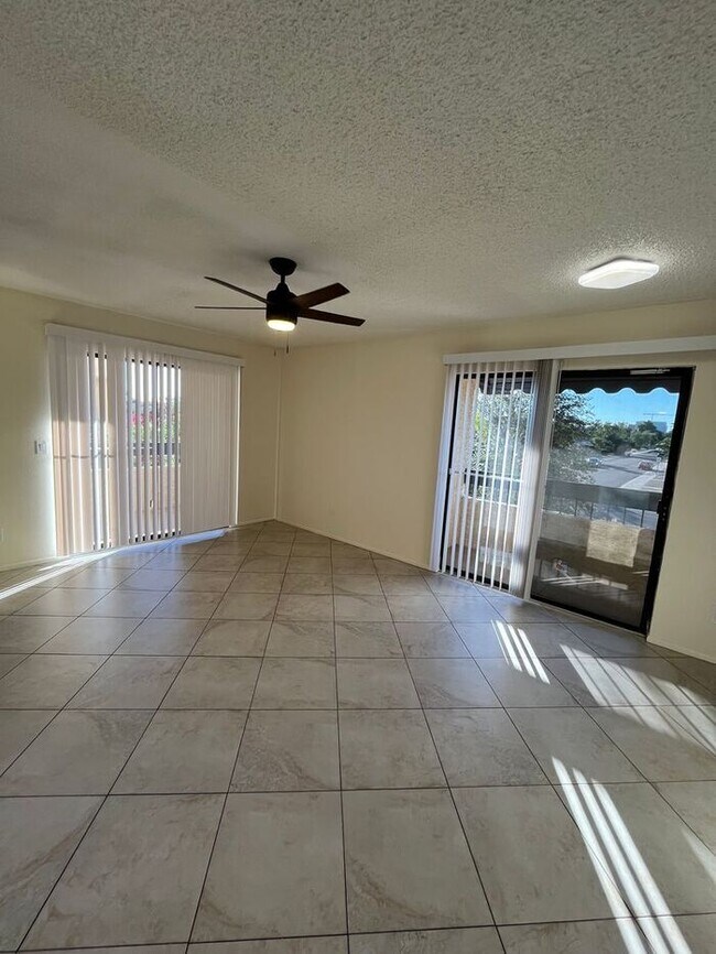 Building Photo - Welcome Home to El Diablo Apartments – 1 Bedroom in the Heart of Tempe!