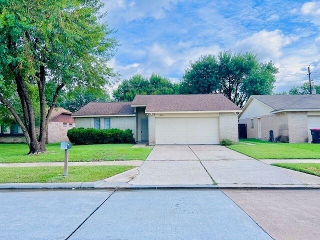 Primary Photo - 9814 Appleridge Drive
