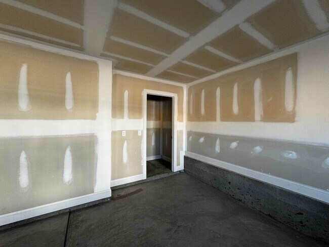 Foto del edificio - 9227 Delancey Ln NW