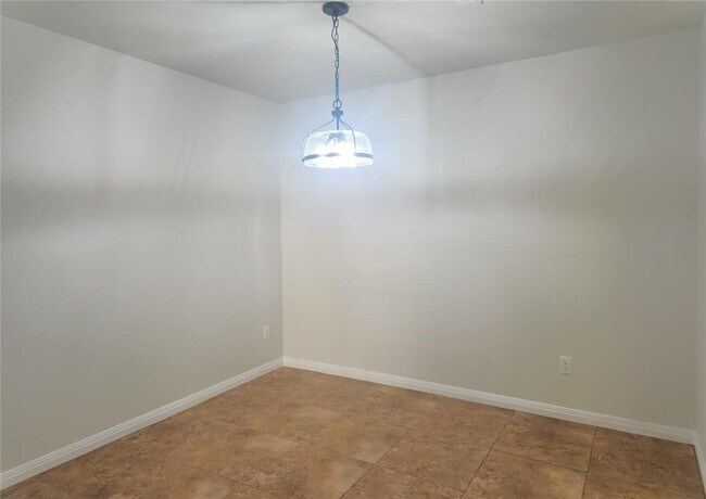 Building Photo - 1202 Thorpe Ln