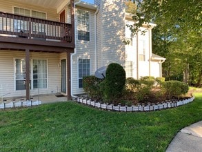 Building Photo - 143 Tanglewood Pl