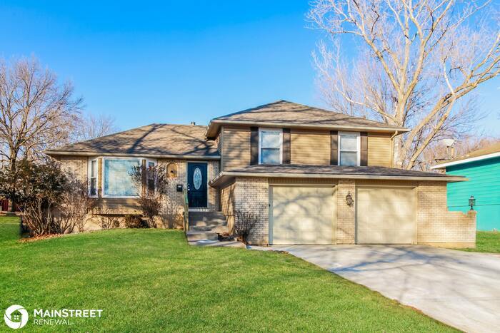 Primary Photo - 7608 E 119th ter, Grandview, MO 64030