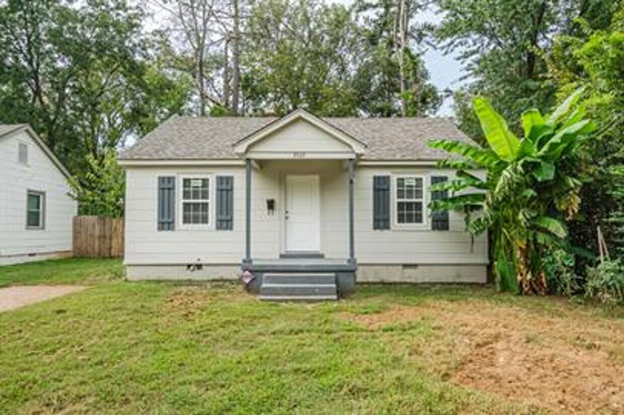 Primary Photo - Charming 2-Bedroom Home in Memphis - Cozy ...