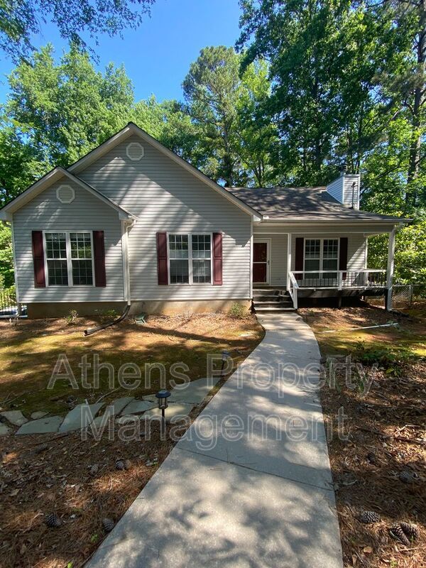 Primary Photo - 230 Davis St