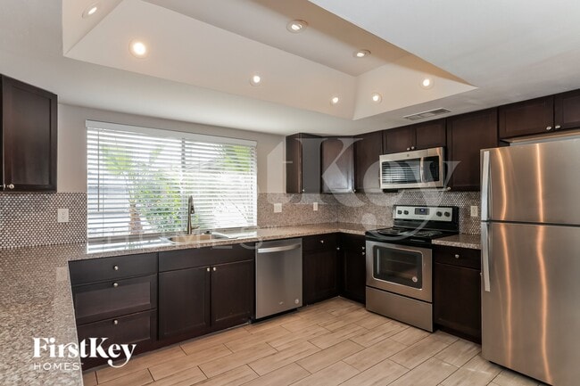 Building Photo - 4426 W Crocus Dr