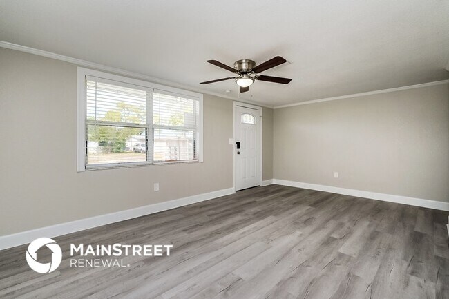 Foto del edificio - 12906 Kings Manor Ave