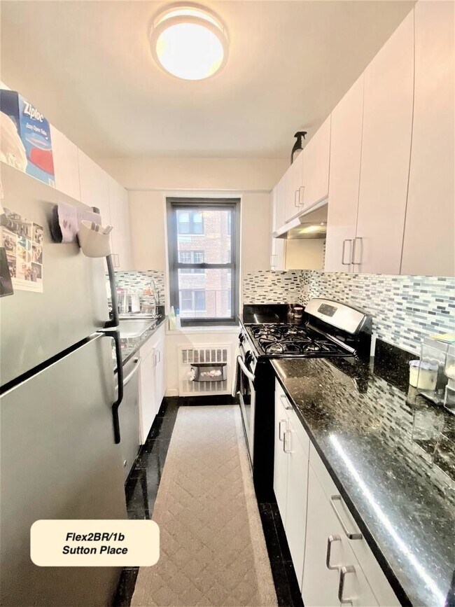 Foto del edificio - 315 E 56th St