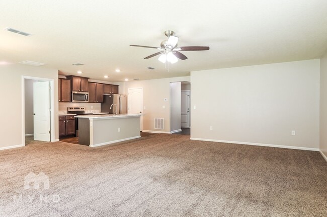 Building Photo - 2336 Oak Stream Dr