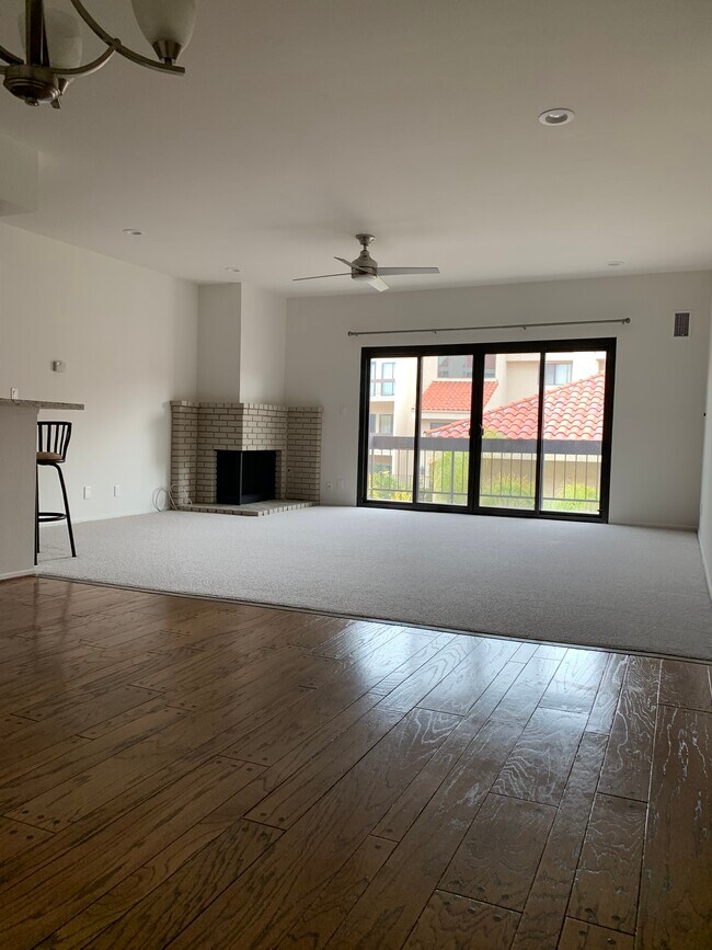 Sala de estar - 8180 Manitoba St