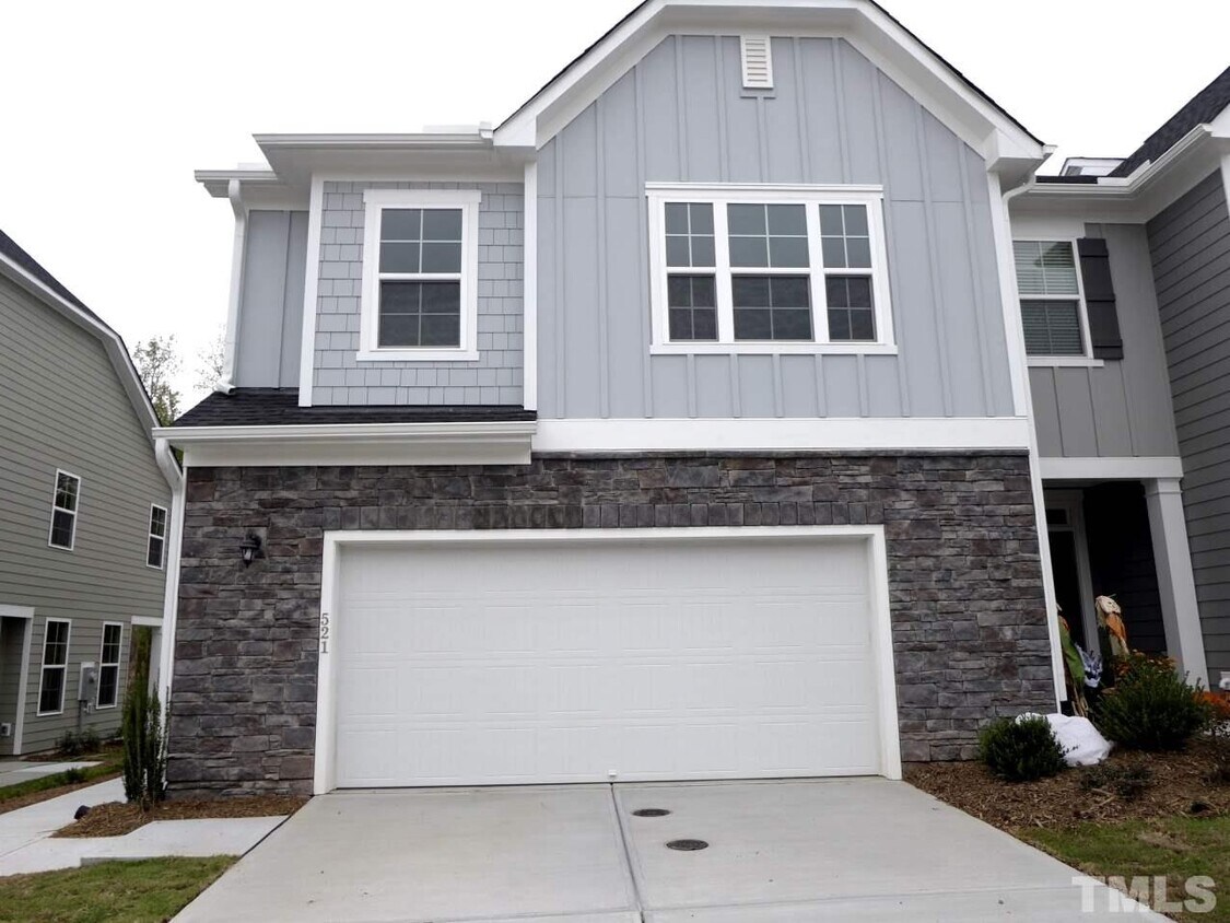 521 Catalina Grande Dr, Cary, NC 27519 Townhome Rentals in Cary NC