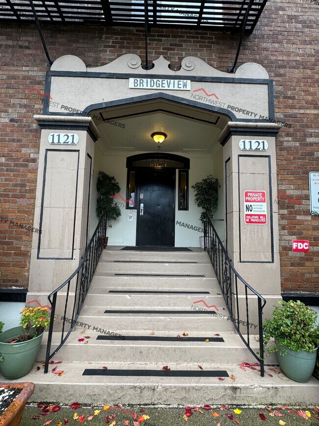 Foto del edificio - Bridgeview Apartments