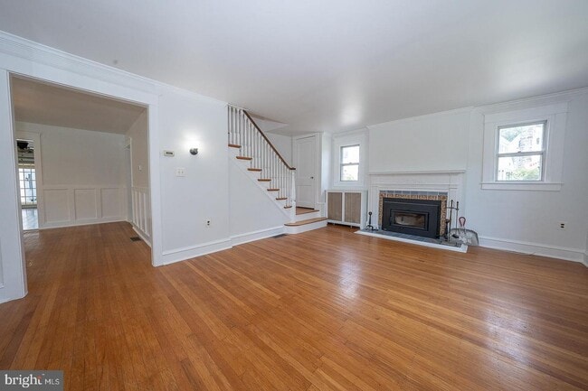 Building Photo - 76 Meadowbrook Rd