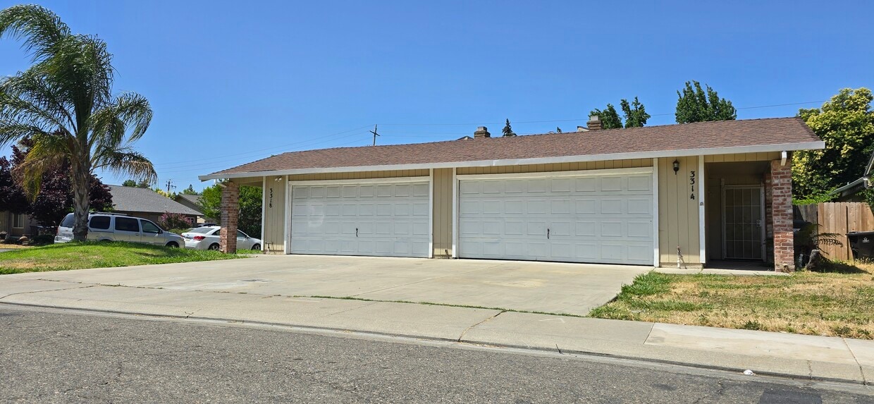 Building Photo - 3314 Blue Ridge Cir