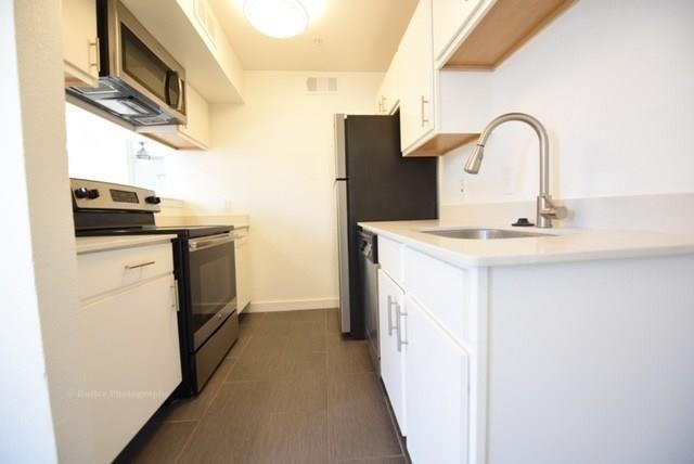 Building Photo - 5404 Reiger Ave