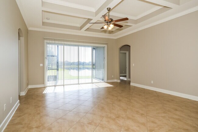 Foto del edificio - 2171 Club Lake Dr